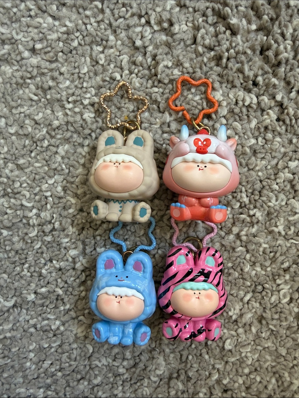 Amlls dragon / rabbit mini beans charms * 4